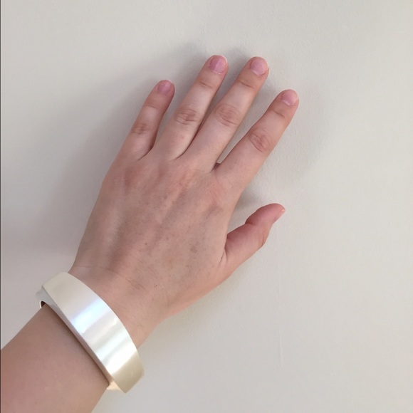 Fitbit flex silver bracelet - Picture 3 of 3